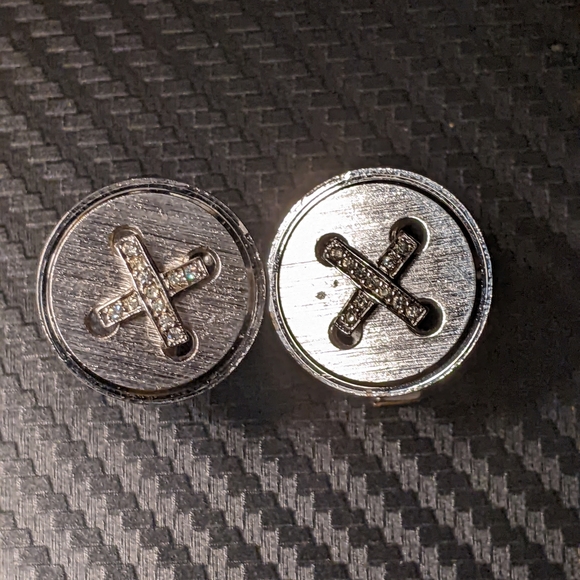 Cross Cufflinks - Picture 2 of 3